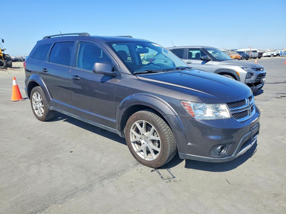 Photo 4 from auction – 2016 DODGE JOURNEY with VIN 3C4PDDBG3GT142716