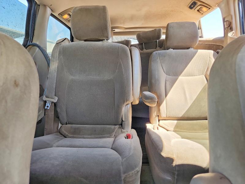 Photo 10 from auction – 2004 TOYOTA SIENNA with VIN 5TDZA23C04S199544