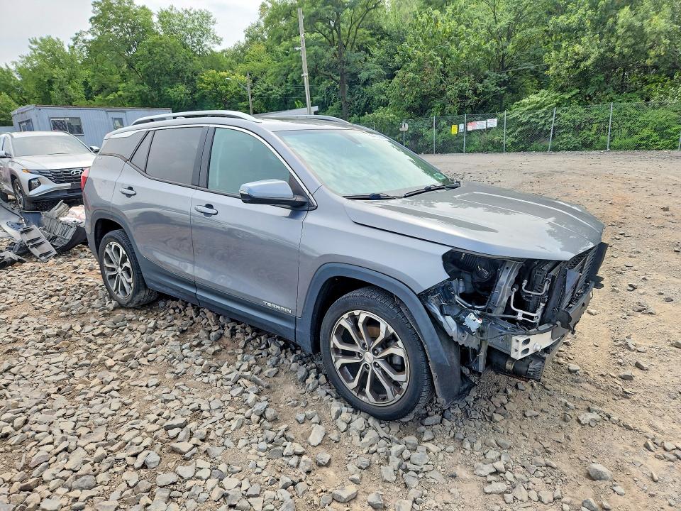 Photo 4 from auction – 2019 GMC TERRAIN with VIN 3GKALVEV5KL328618