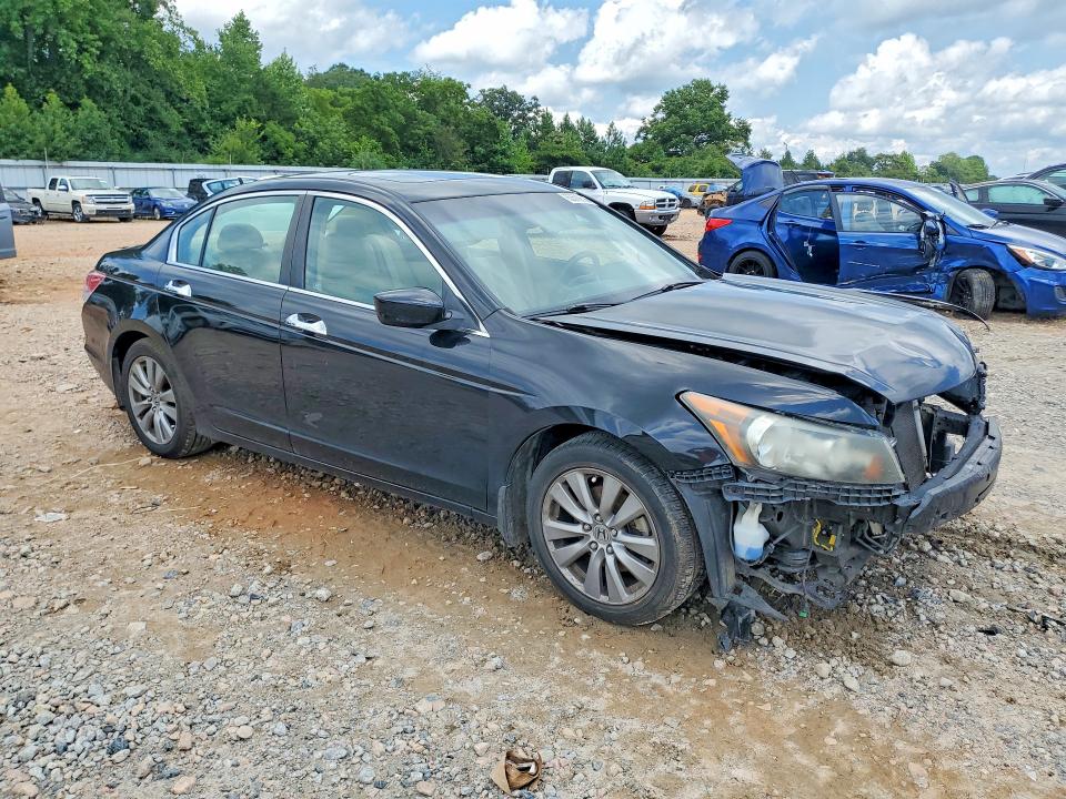 Photo 4 from auction – 2012 HONDA ACCORD with VIN 1HGCP3F81CA035430