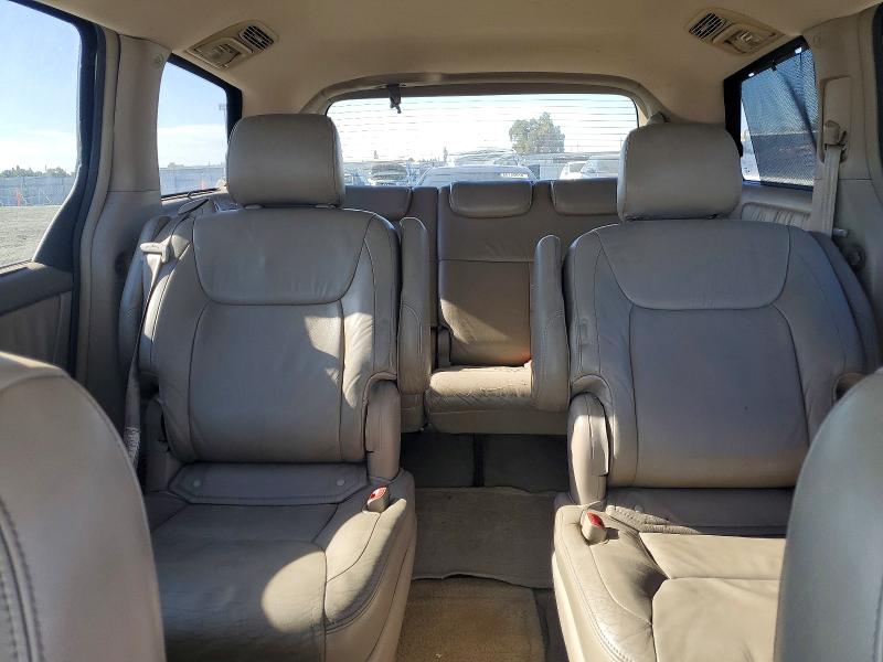 Photo 10 from auction – 2005 TOYOTA SIENNA with VIN 5TDBA22C55S047621