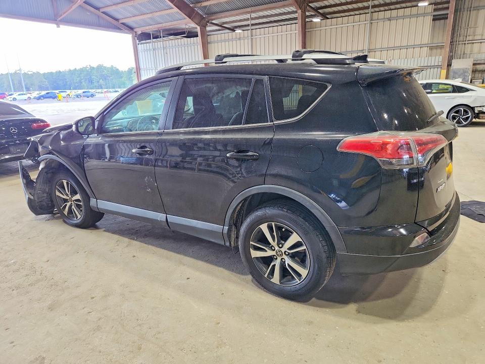 Photo 2 from auction – 2017 TOYOTA RAV4 with VIN 2T3WFREV3HW369086