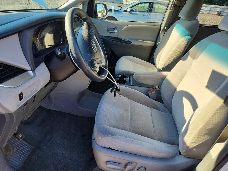 Photo 7 from auction – 2017 TOYOTA SIENNA with VIN 5TDKZ3DC8HS875601