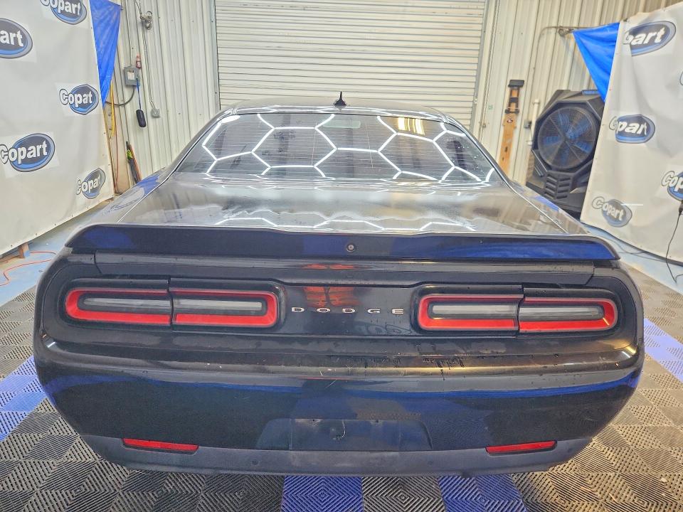 Photo 6 from auction – 2016 DODGE CHALLENGER with VIN 2C3CDZBT8GH345638