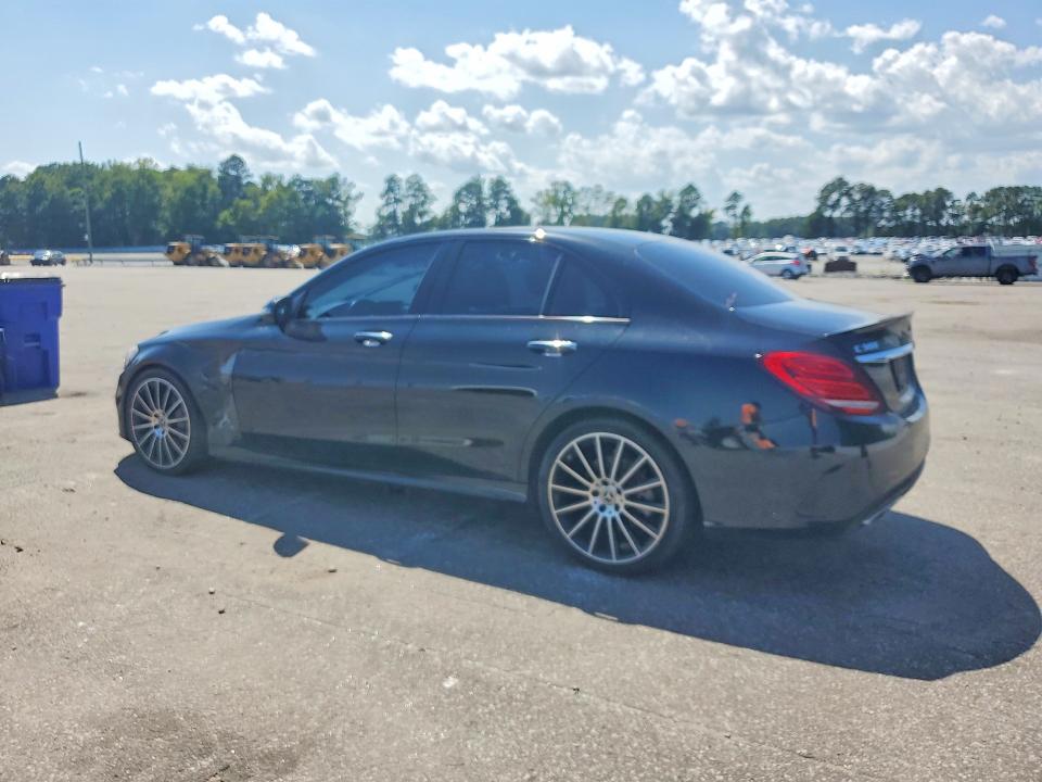 Снимка 2 от търг – 2018 MERCEDES-BENZ C с VIN 55SWF4JB3JU265318
