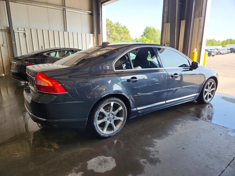 Снимка 3 от търг – 2010 VOLVO S80 с VIN YV1852AR1A1123504