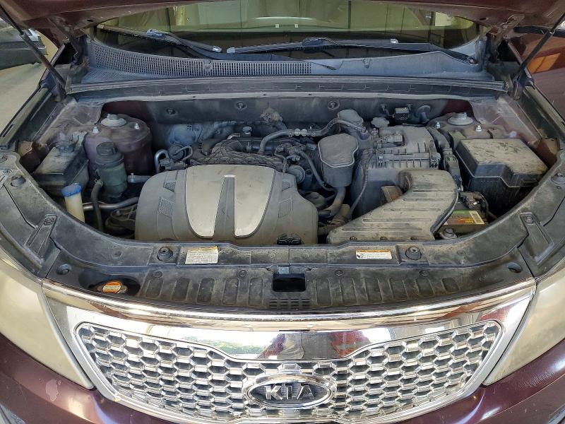 Photo 12 from auction – 2011 KIA SORENTO with VIN 5XYKT4A21BG123181
