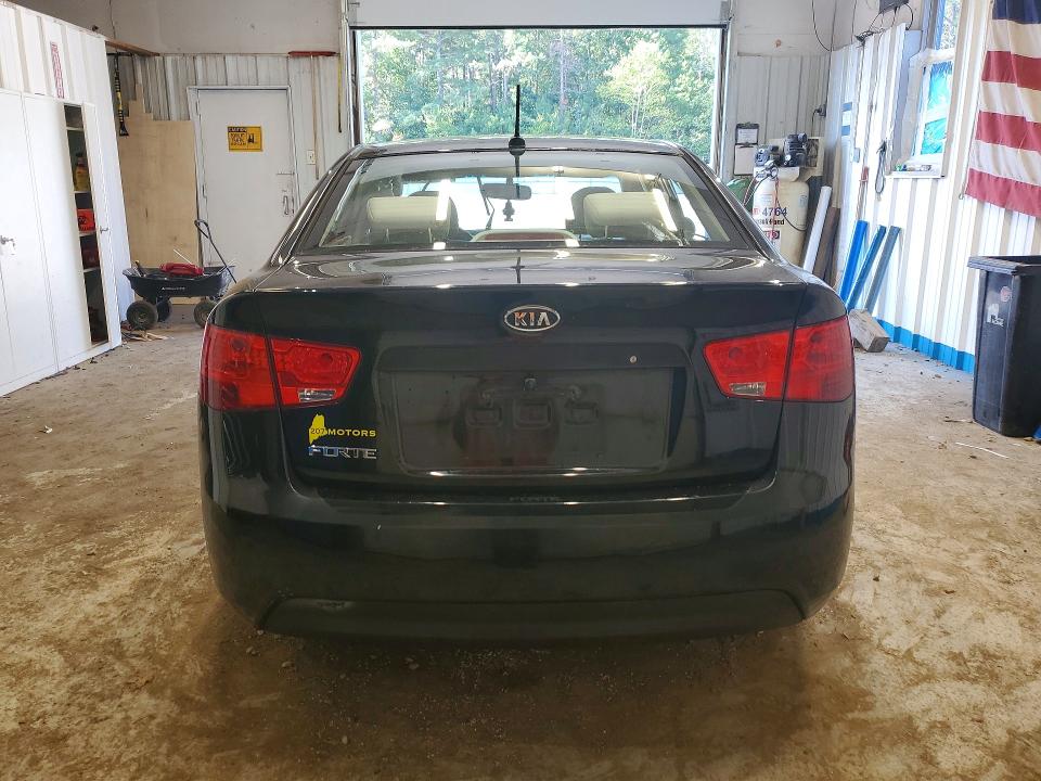 Photo 6 from auction – 2013 KIA FORTE with VIN KNAFT4A27D5718868