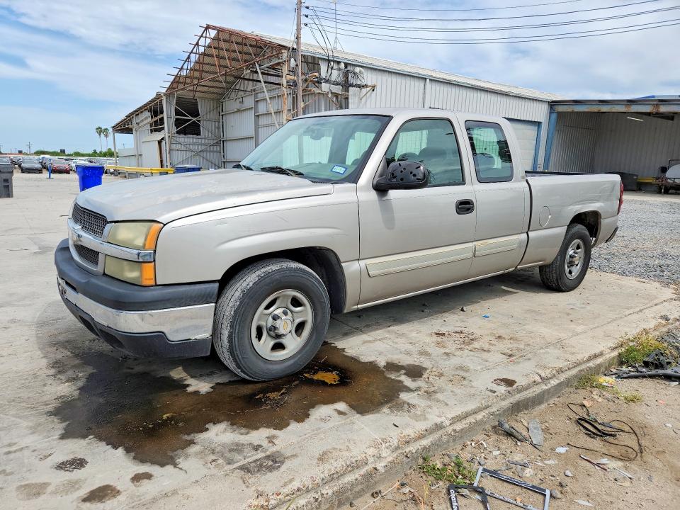 CHEVROLET SILVERADO 2004 with VIN 2GCEC19V641198790 - Photo from auction