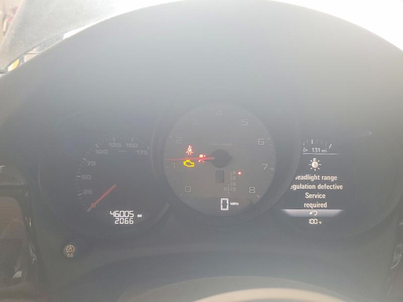 Photo 9 from auction – 2017 PORSCHE MACAN with VIN WP1AB2A54HLB14127