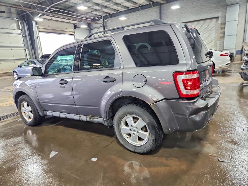 Photo 2 from auction – 2012 FORD ESCAPE with VIN 1FMCU9D75CKB44936