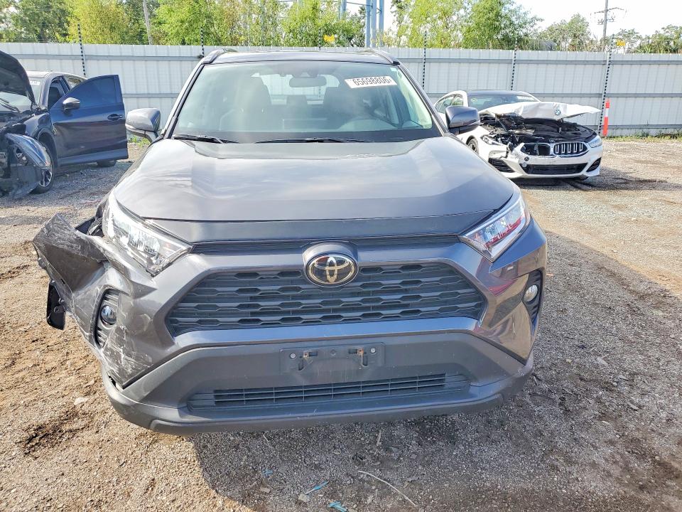 Photo 5 from auction – 2019 TOYOTA RAV4 with VIN 2T3P1RFV3KW071467