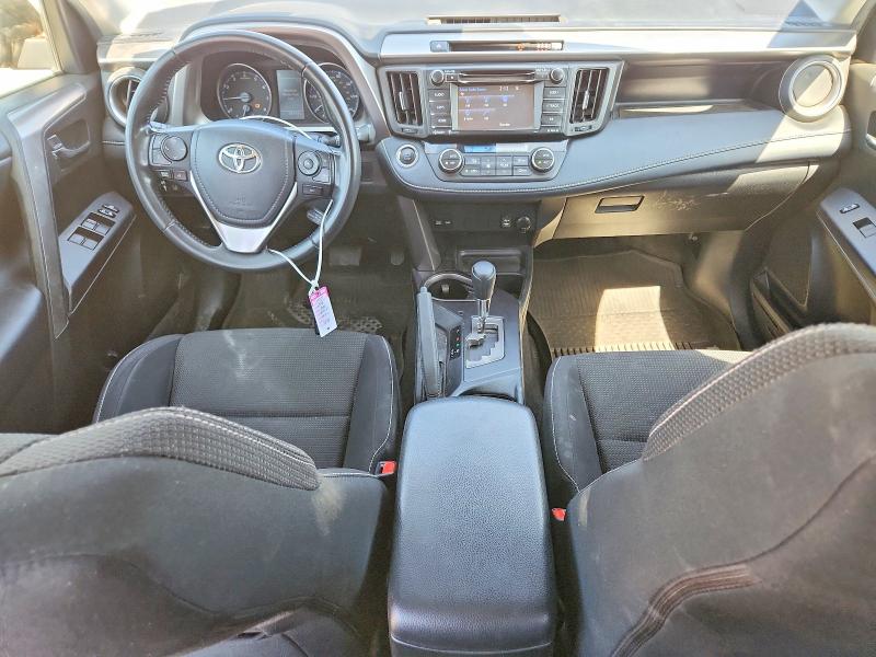 Photo 8 from auction – 2018 TOYOTA RAV4 with VIN JTMWFREV0JJ173899