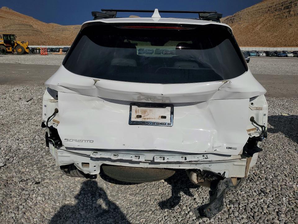 Photo 6 from auction – 2023 KIA SORENTO with VIN 5XYRHDLF9PG224055
