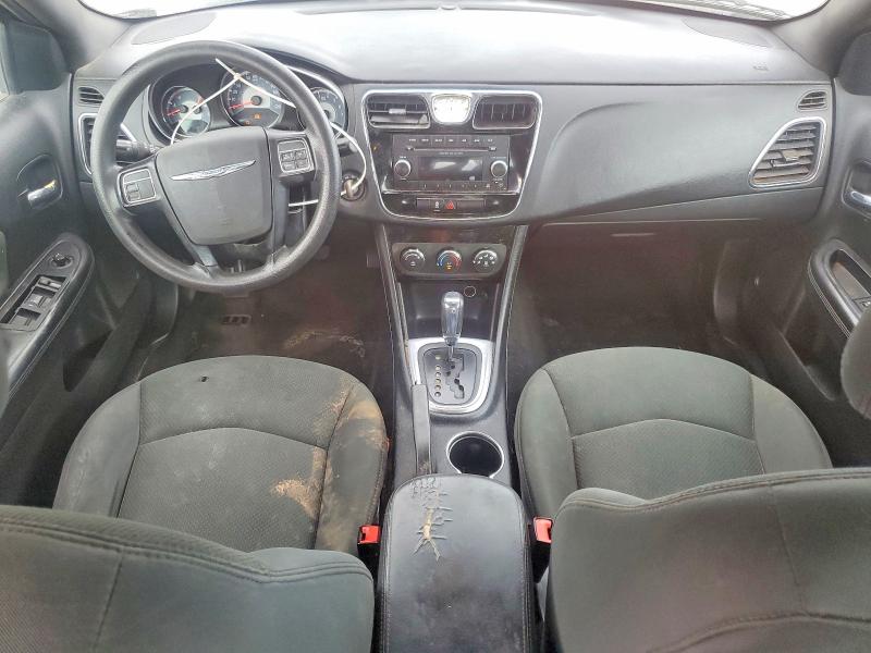 Photo 8 from auction – 2012 CHRYSLER 200 with VIN 1C3CCBAB4CN157963