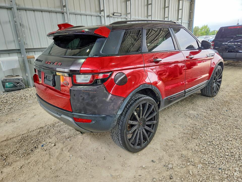 Photo 3 from auction – 2018 LAND ROVER RANGE ROVER EVOQUE with VIN SALVP2RX1JH289169