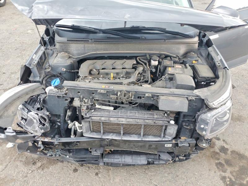 Photo 11 from auction – 2023 HYUNDAI VENUE with VIN KMHRB8A37PU254117