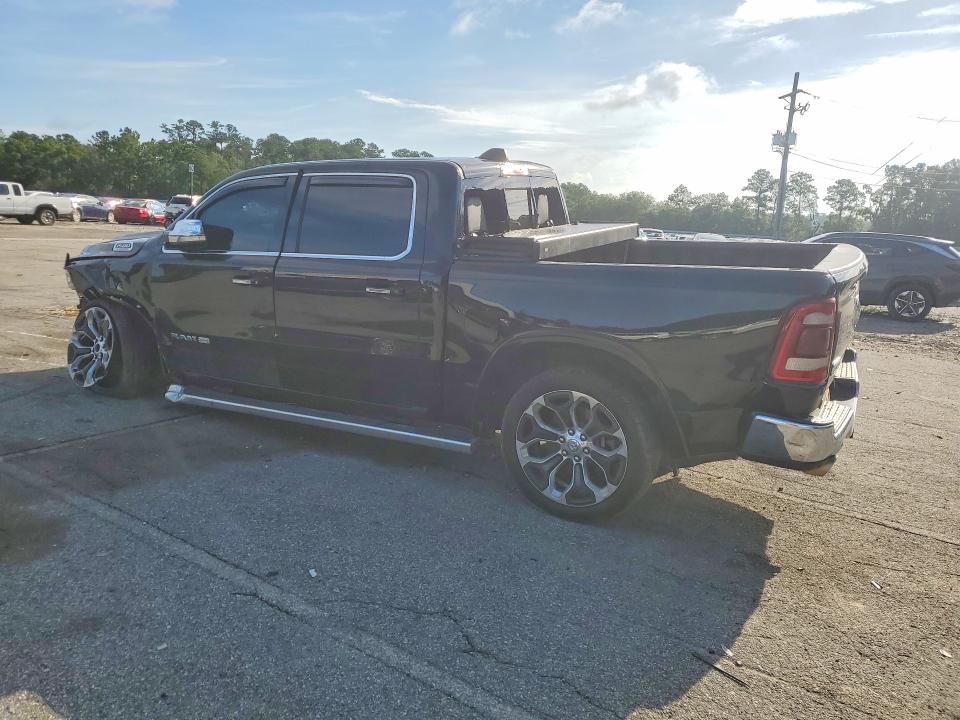 Photo 2 from auction – 2022 RAM 1500 with VIN 1C6SRFKM5NN341008