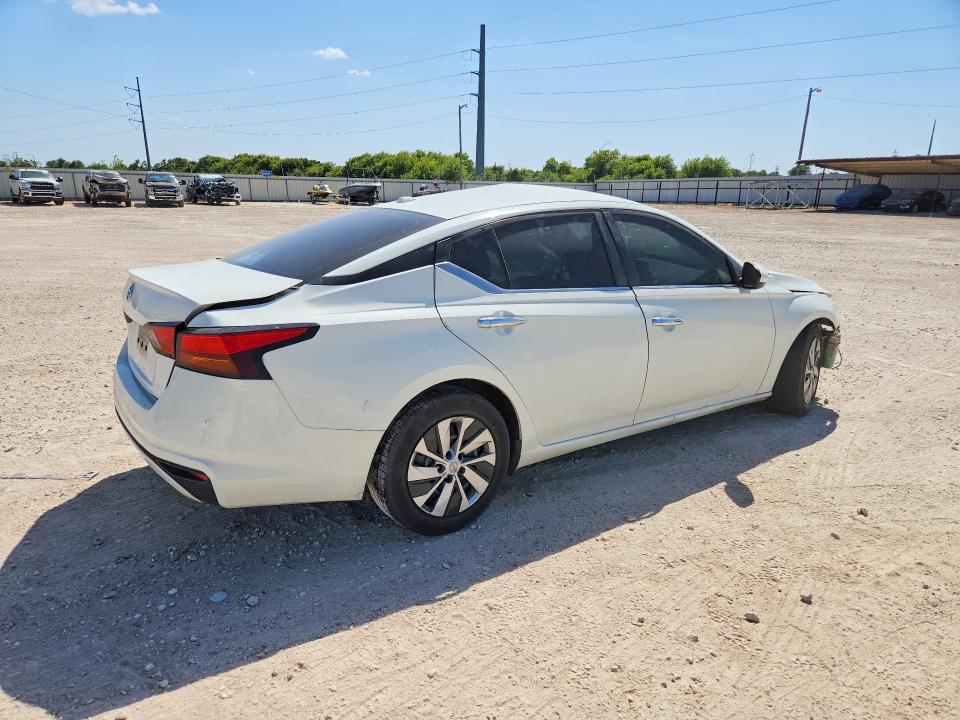 Снимка 3 от търг – 2019 NISSAN ALTIMA с VIN 1N4BL4BVXKC228658