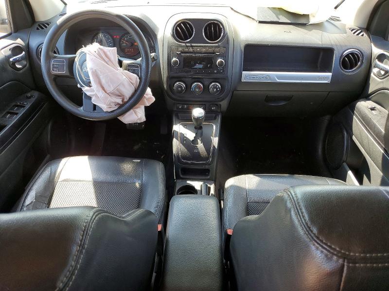 Снимка 8 от търг – 2015 JEEP COMPASS с VIN 1C4NJCBA0FD210013