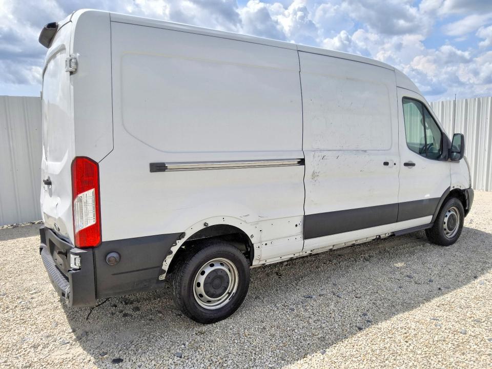Photo 3 from auction – 2019 FORD TRANSIT with VIN 1FTYR2CM2KKB75621