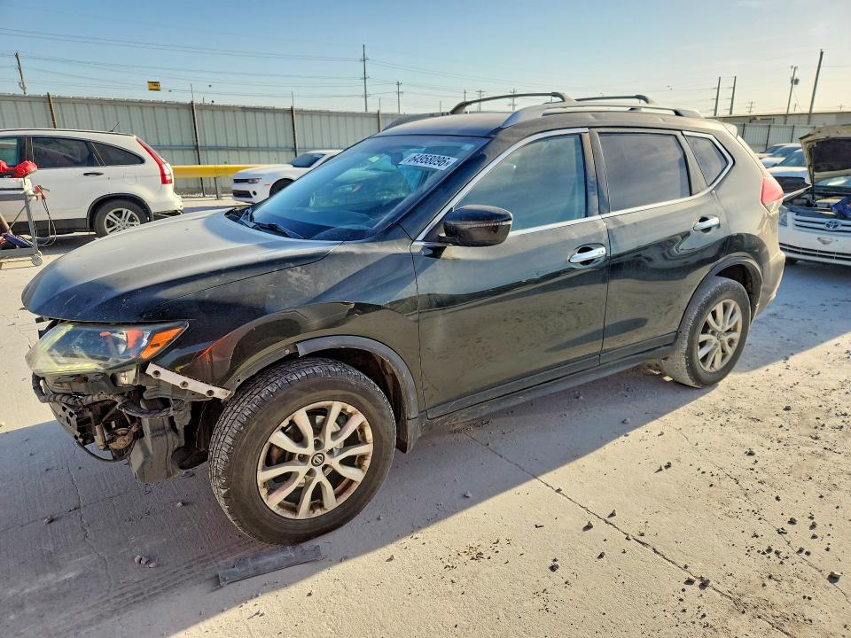 NISSAN ROGUE 2017 with VIN 5N1AT2MVXHC815521 - Photo from auction