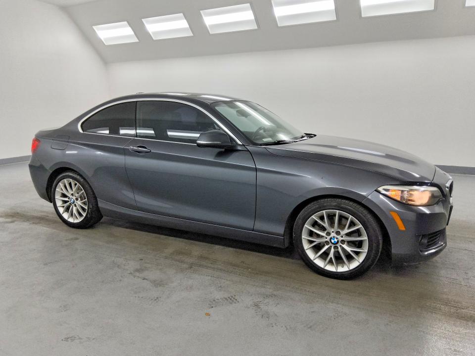 Photo 4 from auction – 2014 BMW 228 with VIN WBA1F5C51EVV98985