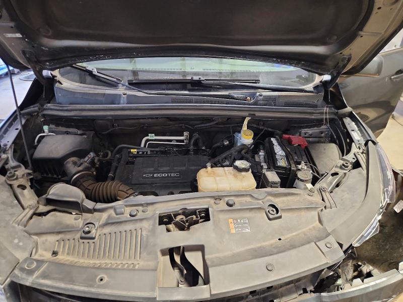 Photo 11 from auction – 2019 CHEVROLET TRAX with VIN 3GNCJKSB9KL404884