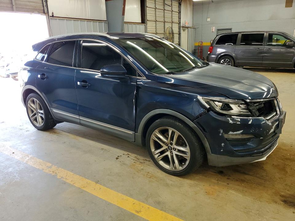 Photo 4 from auction – 2015 LINCOLN MKC with VIN 5LMTJ2AH9FUJ23140