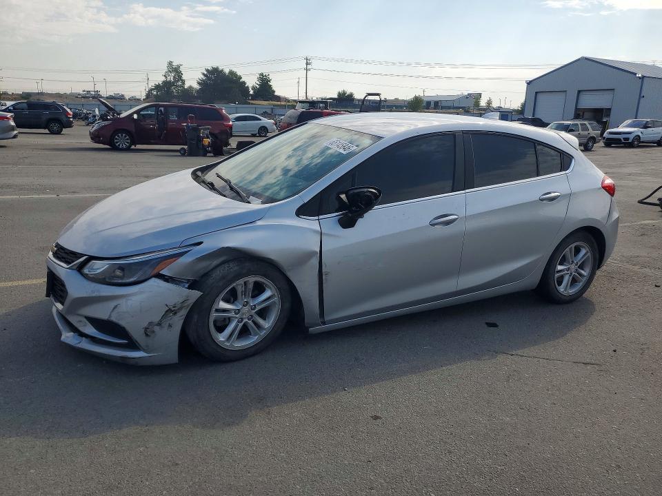 Photo 1 from auction – 2018 CHEVROLET CRUZE with VIN 3G1BE6SM8JS630218