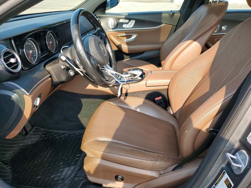 Photo 7 from auction – 2017 MERCEDES-BENZ E with VIN WDDZF4KB3HA215749