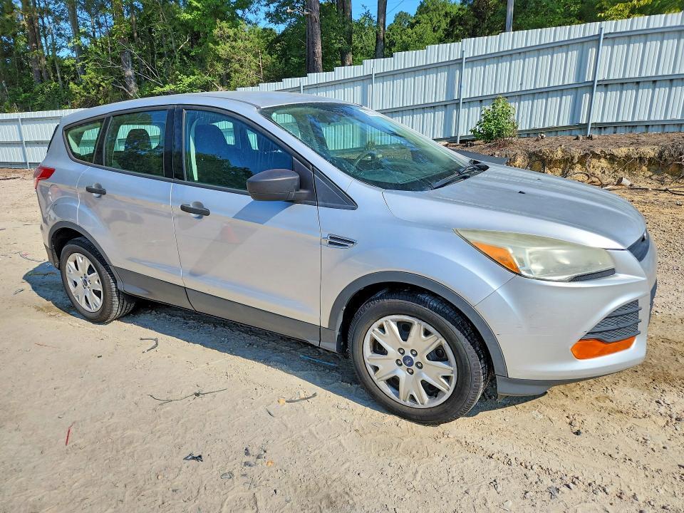 Photo 4 from auction – 2014 FORD ESCAPE with VIN 1FMCU0F79EUB22079