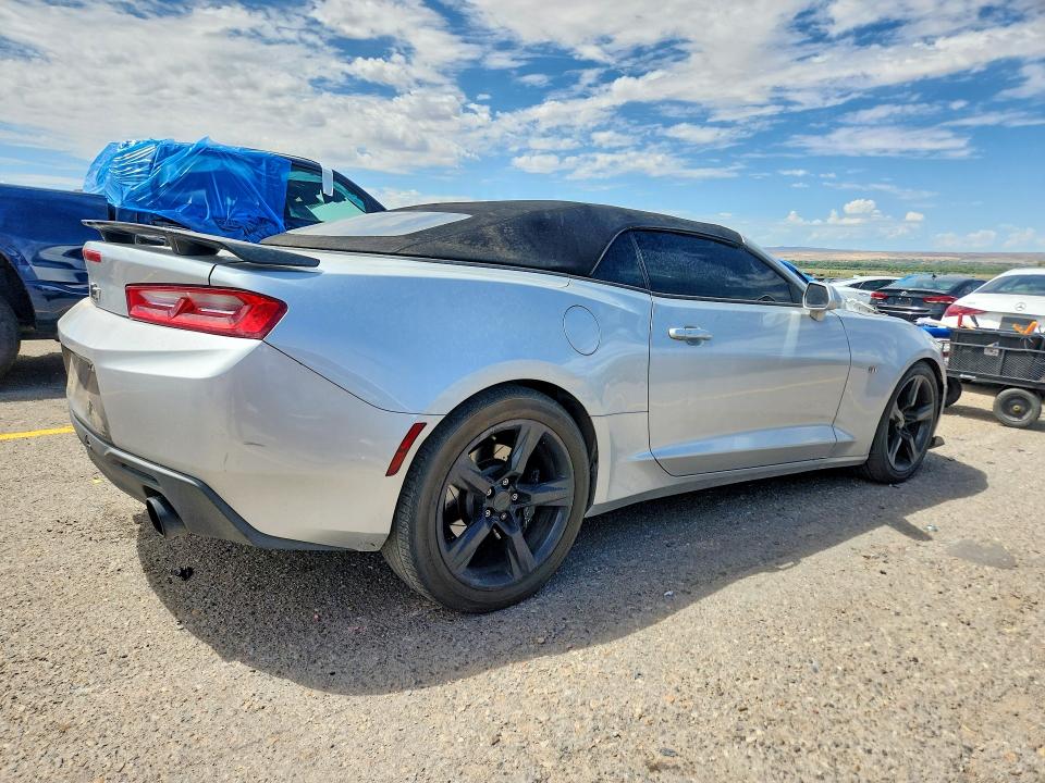 صورة رقم 3 من المزاد - 2017 CHEVROLET CAMARO مع VIN 1G1FF3D74H0205035