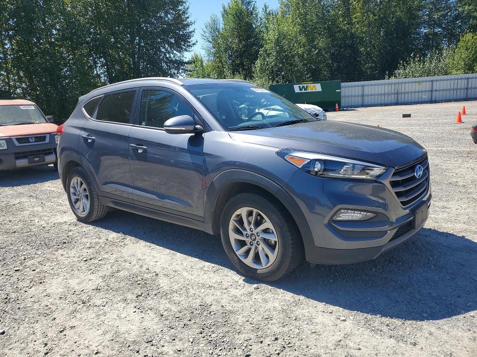 Photo 4 from auction – 2016 HYUNDAI TUCSON with VIN KM8J33A20GU029025