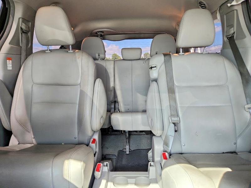 Photo 10 from auction – 2019 TOYOTA SIENNA with VIN 5TDYZ3DC4KS999060