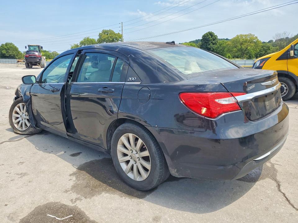 Zdjęcie 2 z aukcji – 2013 CHRYSLER 200 z VIN 1C3CCBBB1DN595940