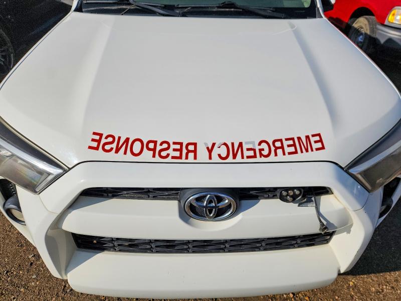Photo 12 from auction – 2015 TOYOTA 4RUNNER with VIN JTEBU5JR1F5241791