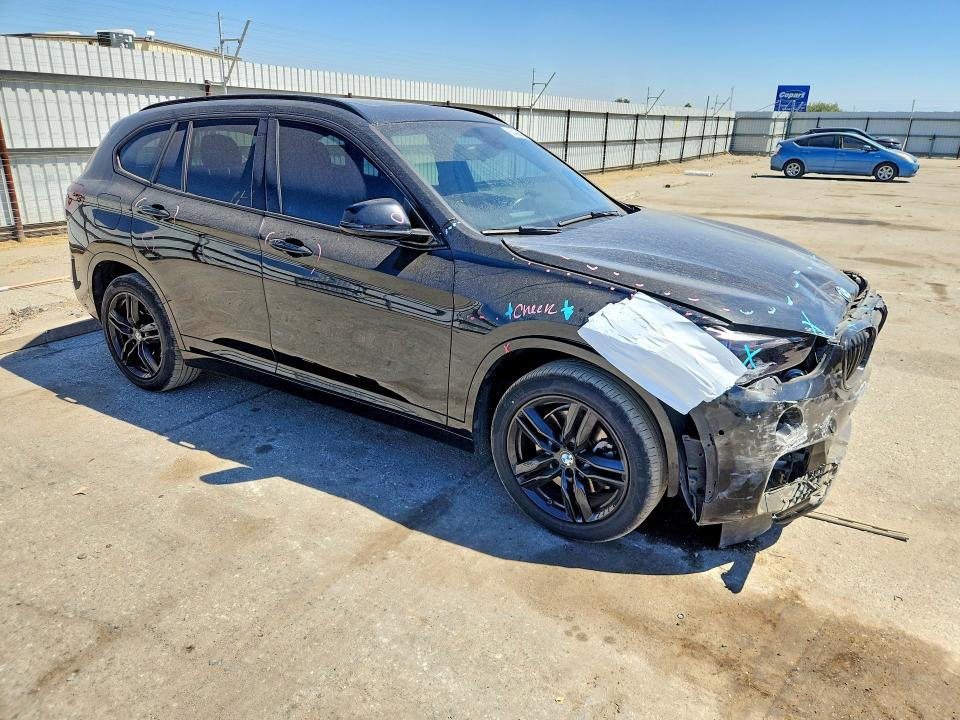 Photo 4 from auction – 2018 BMW X1 with VIN WBXHT3C33J5L28814