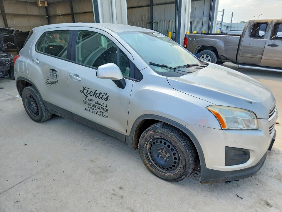 Photo 4 from auction – 2016 CHEVROLET TRAX with VIN 3GNCJKSB0GL243302