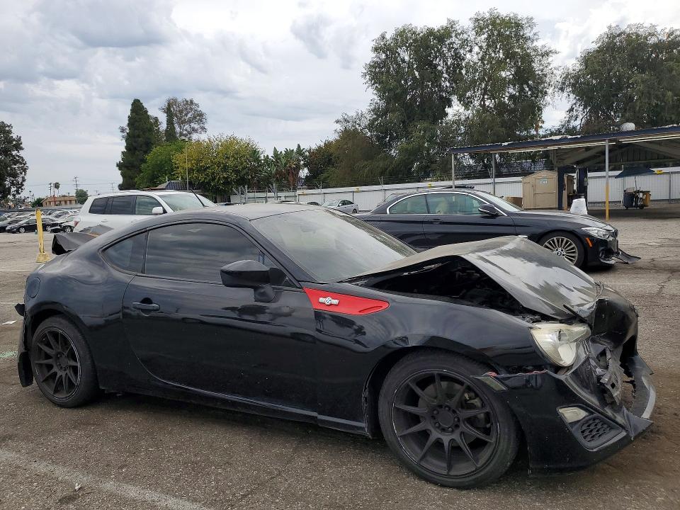 Photo 4 from auction – 2013 SCION FR-S with VIN JF1ZNAA16D2708582