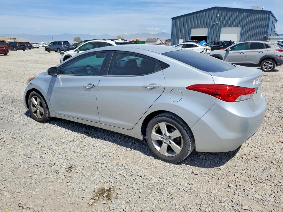 Photo 2 from auction – 2011 HYUNDAI ELANTRA with VIN 5NPDH4AEXBH026185