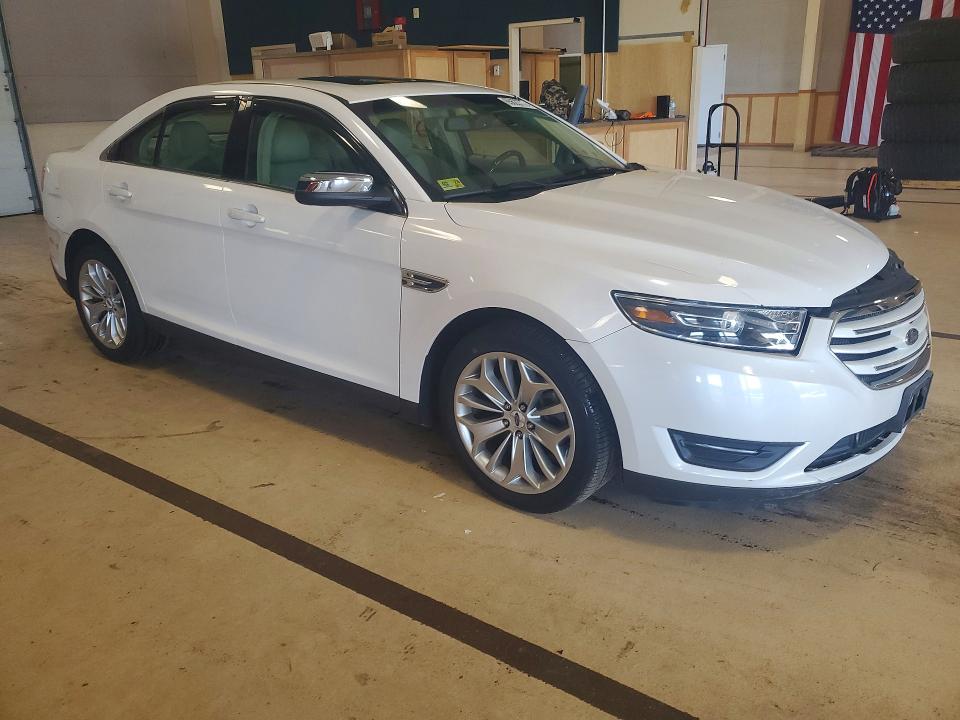 Photo 4 from auction – 2016 FORD TAURUS with VIN 1FAHP2J88GG149732