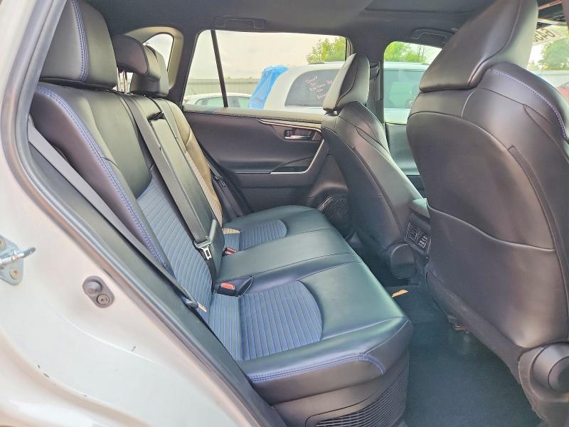 Photo 11 from auction – 2024 TOYOTA RAV4 with VIN 2T3E6RFV8RW059768