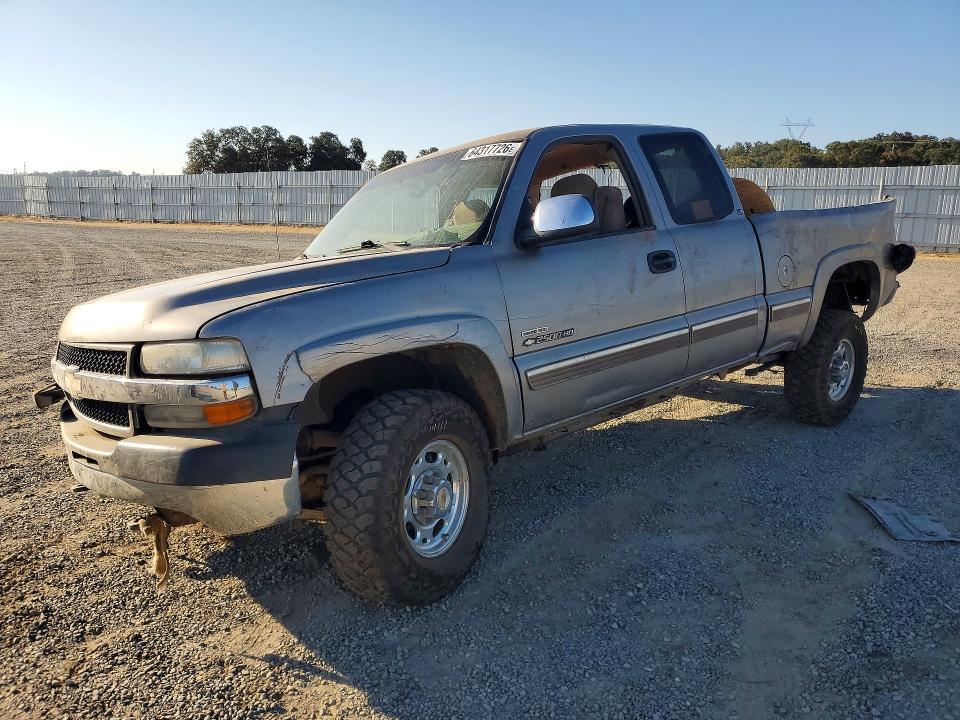 CHEVROLET SILVERADO 2002 with VIN 1GCHK29172E185352 - Photo from auction