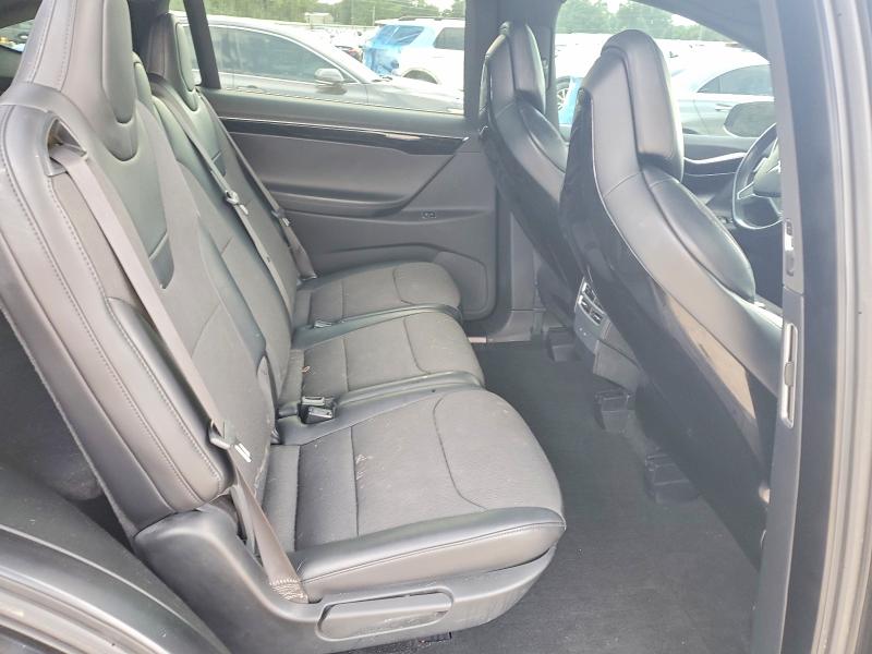 Фото 10 с аукциона – 2017 TESLA MODEL X с VIN 5YJXCDE28HF031081