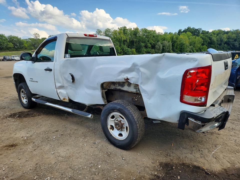Photo 2 from auction – 2007 GMC SIERRA with VIN 1GTHK24697E567098