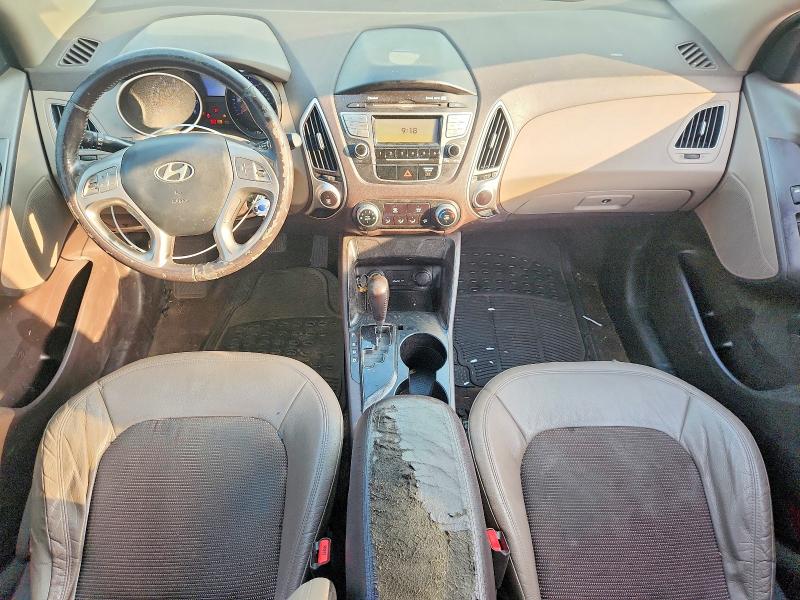 Photo 8 from auction – 2011 HYUNDAI TUCSON with VIN KM8JU3AC9BU220599