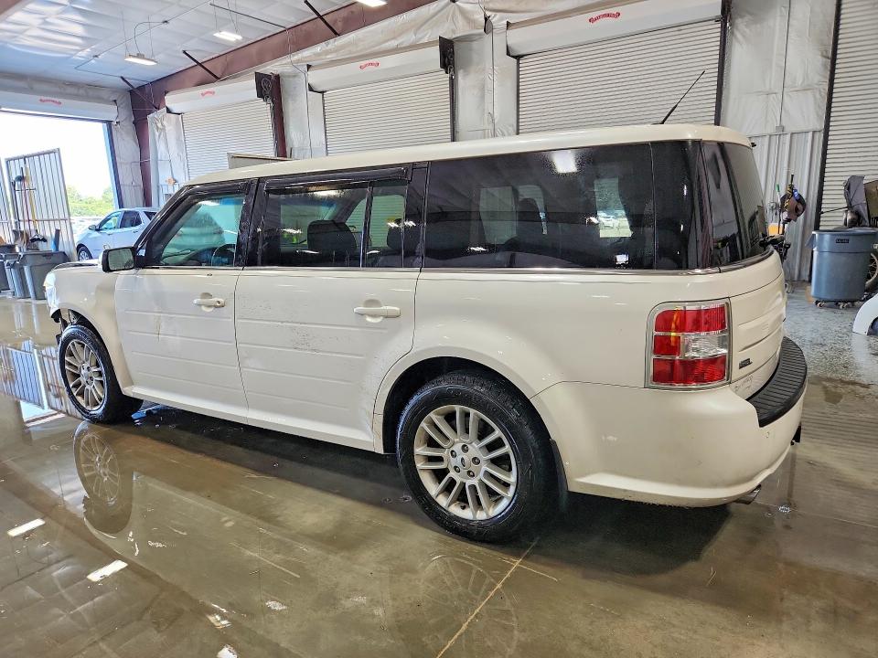 Photo 2 from auction – 2014 FORD FLEX with VIN 2FMGK5C83EBD43233
