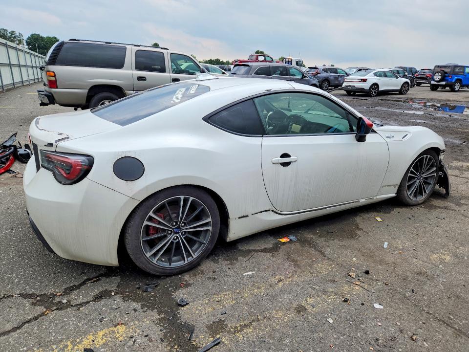 Photo 3 from auction – 2013 SCION FR-S with VIN JF1ZNAA17D1707768