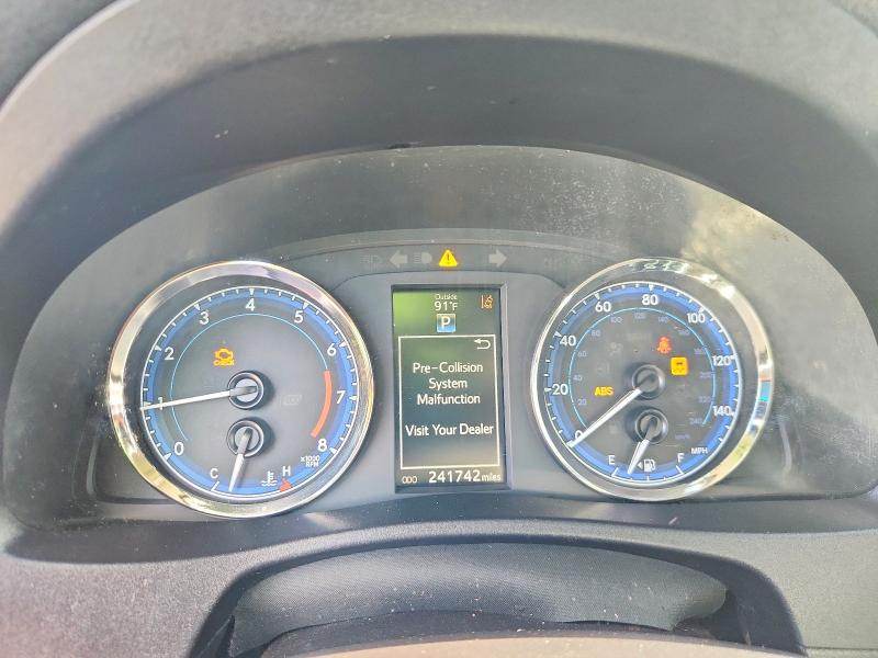 Photo 9 from auction – 2018 TOYOTA COROLLA with VIN 2T1BURHE4JC001807